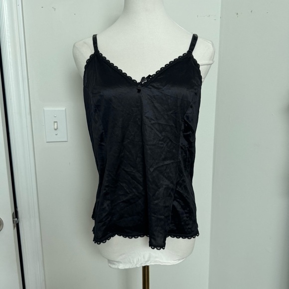 Vintage Elegant Black Women's Camisole Top satin with lace trim goth whimsy 38 - Picture 2 of 6